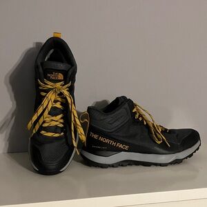 The North Face Men's Hiking Trail Boots Black and Yellow Sz 9.5